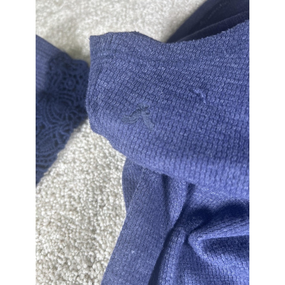 American Eagle Sweater Womens Small Blue Crochet Lace Long Sleeve Pullover Top - Picture 6 of 10